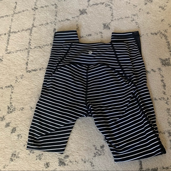 Lululemon Striped Train Times 25” - Picture 4 of 6